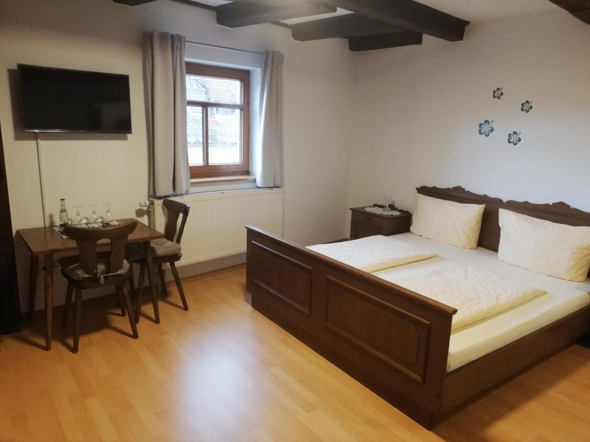 Gaststaette Liebl Hotel Wiesent Eksteriør billede